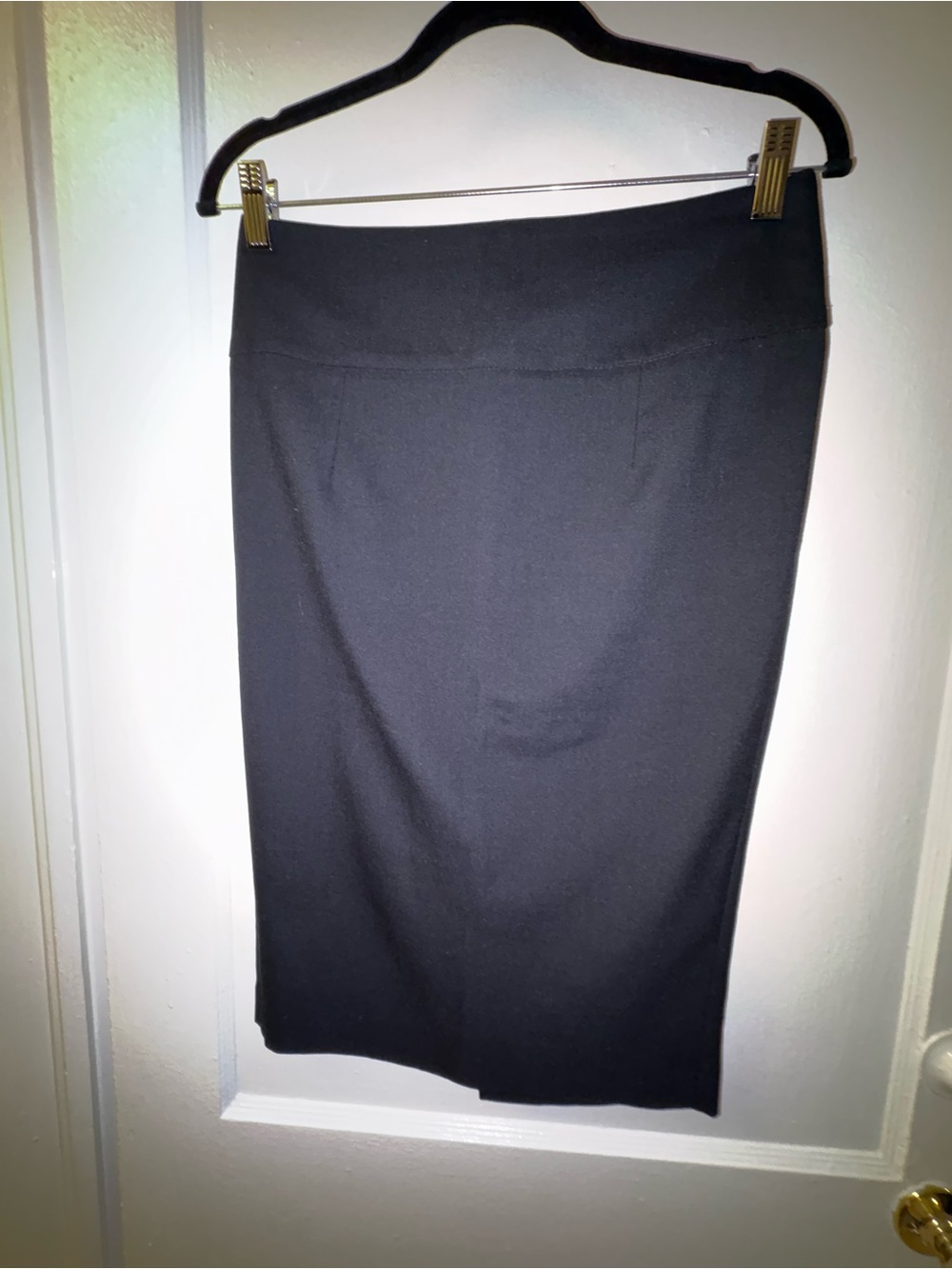 Zara Black Pencil Skirt - Sleek High-Waist Design size 4